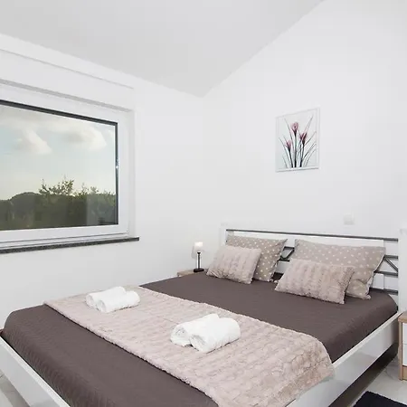 Apartments Talic Fažana Extérieur photo