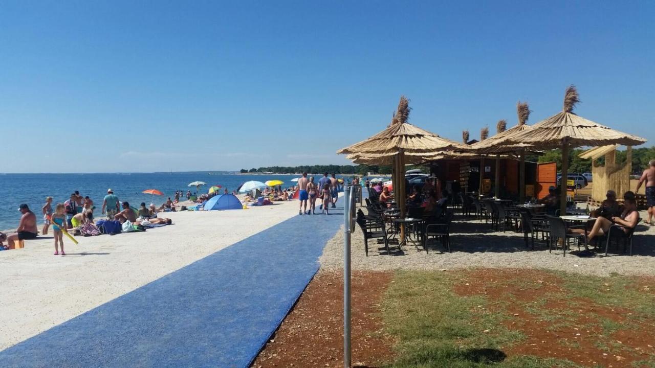 Talic Apartament *